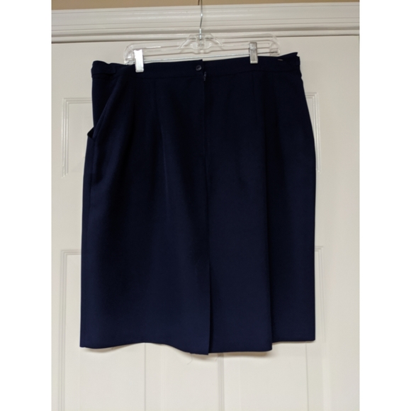 Bedford Fair Skirt - Picture 2 of 4